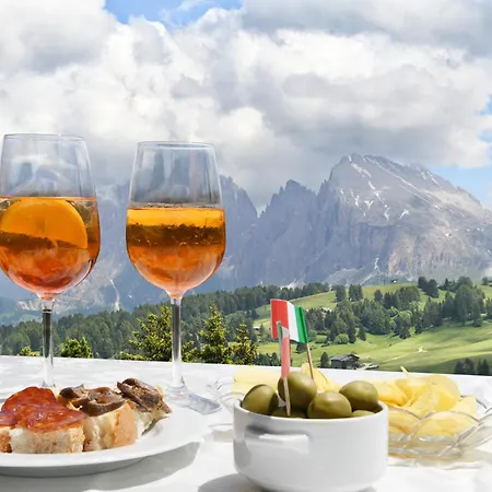 Appartaments Alpi Alpe Di Siusi Esterno foto